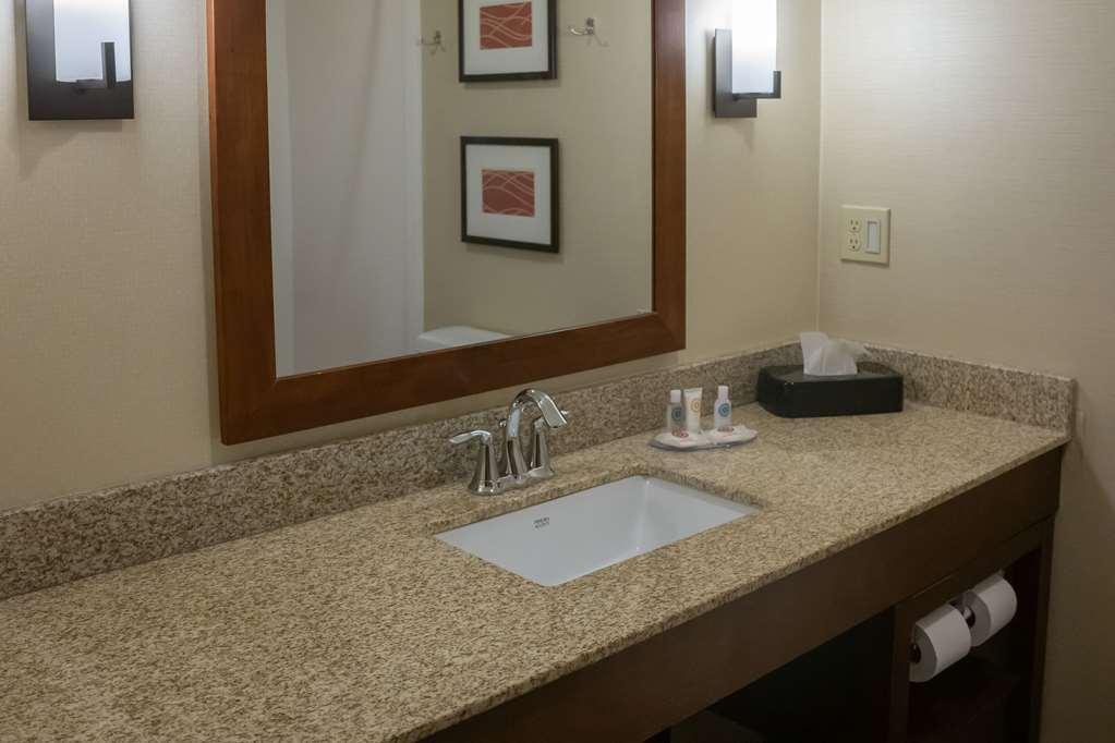 Comfort Inn & Suites Erie Room photo